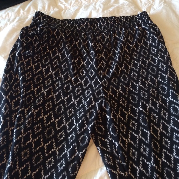 Dress pants - Elastic waist and elastic at ankle