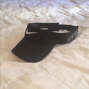 New Nike Golf Visor Vapor/RZN