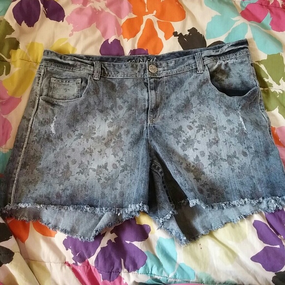 Maurices Flower Print Distressed Jean Shorts