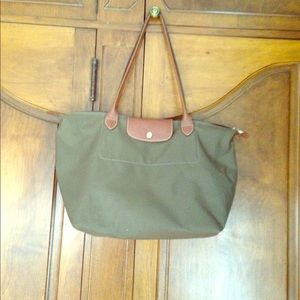 Longchamp Le Pliage Medium Bag