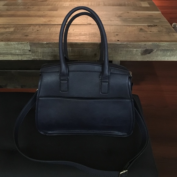 Navy blue London Fog purse - Picture 3 of 4