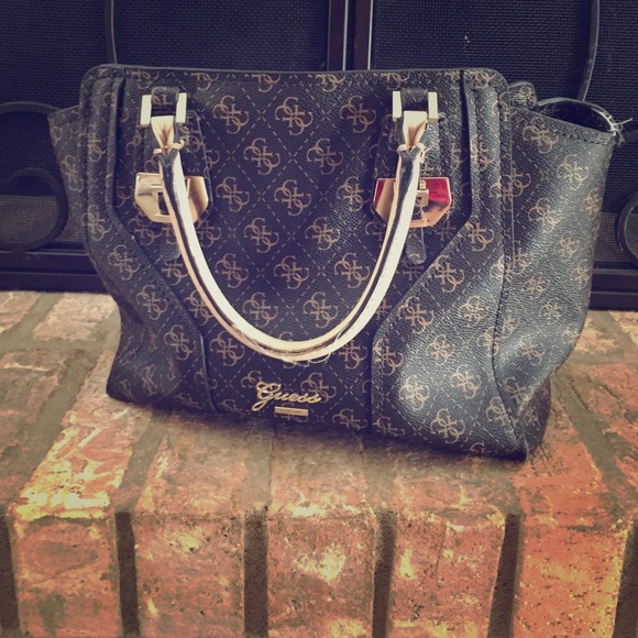 Guess Purse