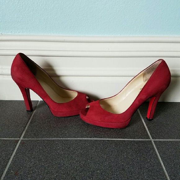 Red Suede Leather Heels - Picture 3 of 4