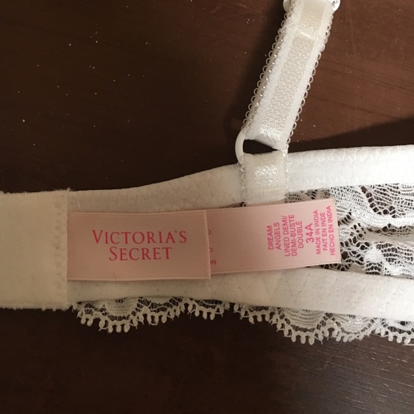 ❌SOLD❌Victoria Secret Bra - Picture 3 of 4
