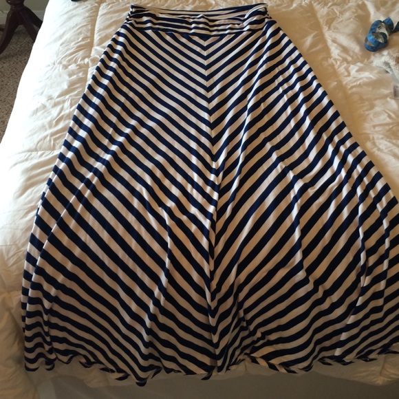 Knit skirt - blue and white