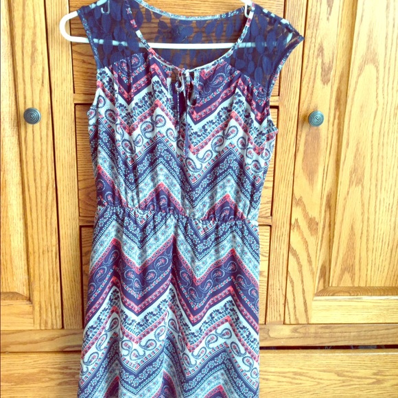 Sleeveless dress