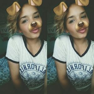 Meet your Posher, Emilee