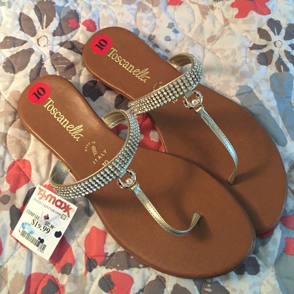 Sandals with rhinestone strap