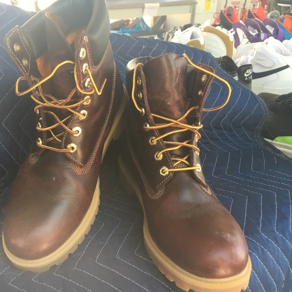 Burgundy timberlands
