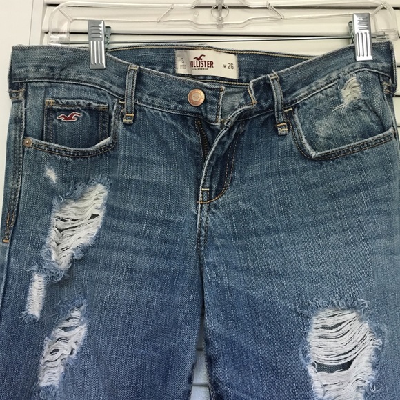 HOLLISTER ripped jeans size 3 (or W 26)