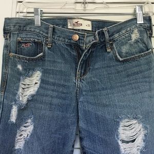 HOLLISTER ripped jeans size 3 (or W 26)
