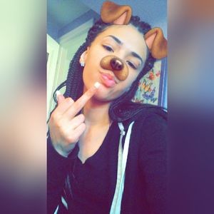 Meet your Posher, Nina