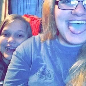 Meet your Posher, Leanna