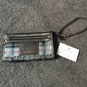 Coach Poppy Wristlet