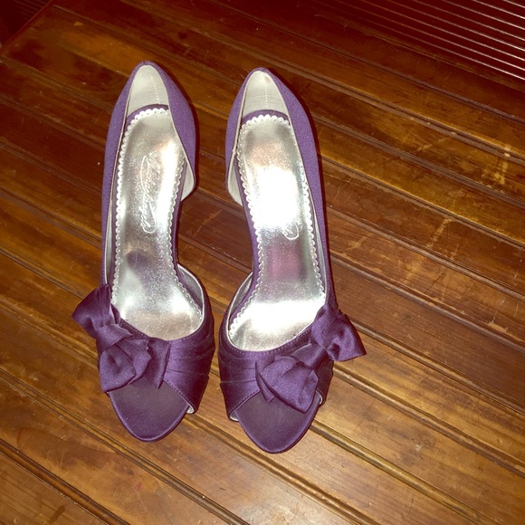 Pretty Plum Purple heels