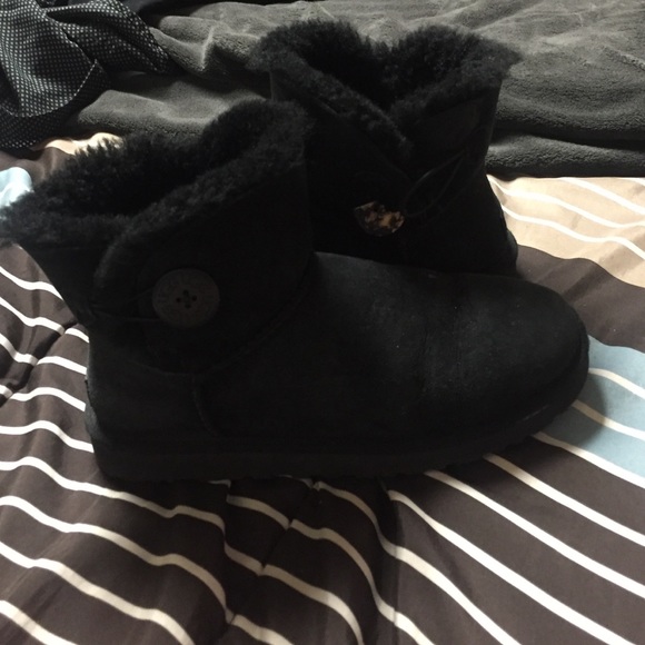 Bailey bottom uggs