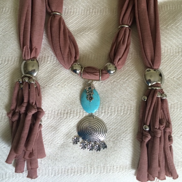 Fashion scarf - Picture 3 of 3