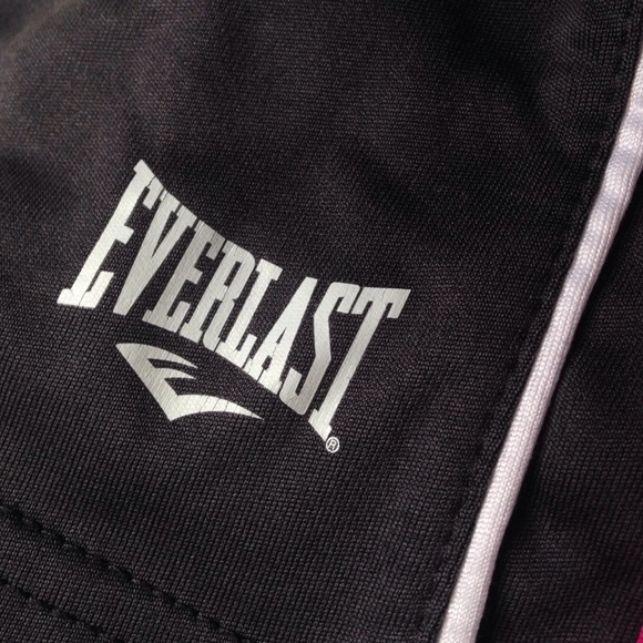 Everlast sweatpants, size Medium.