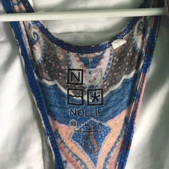 2 tank top bundle - Picture 2 of 4