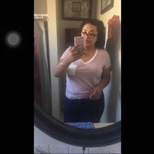 Meet your Posher, Leslie