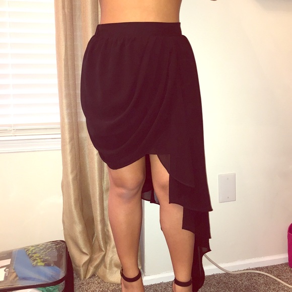 a'gaci Dresses & Skirts - ASYMMETRICAL CHIFFON SKIRT💃🏽