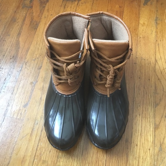 Steve Madden, Duck botties