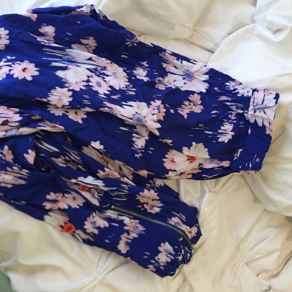 High waisted flowy floral pants - Picture 3 of 4