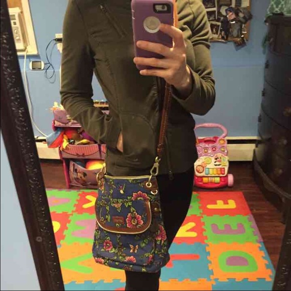 Sakroots purse and matching wallet - Picture 3 of 4