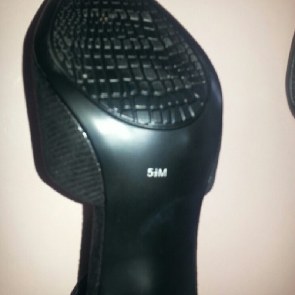 IMPO BLACK SEXY ANKLE SHOES-NWOT - Picture 4 of 4