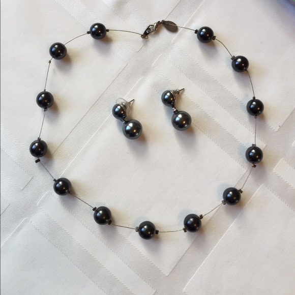 Steel gray necklace & two sets of earrings