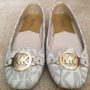 MK Fulton Logo Moccasin