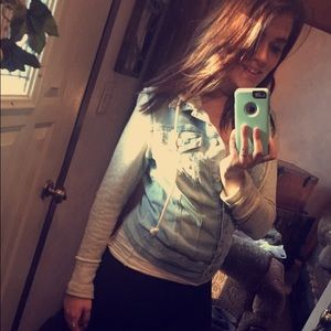 Meet your Posher, Kayla