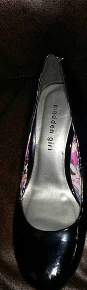 Madden girl wedges
