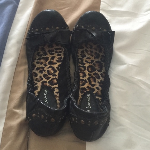 Slip-on flats. - Picture 2 of 3