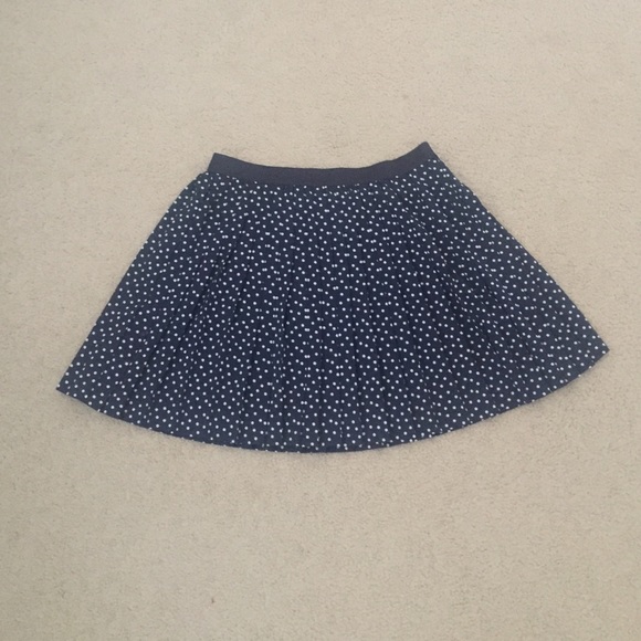H&M navy with white polkadot skirt