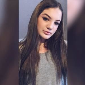 Meet your Posher, Taya