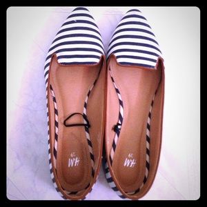 Nautical pointy toe striped flats