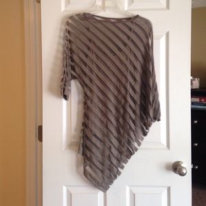 Beautiful brand new top