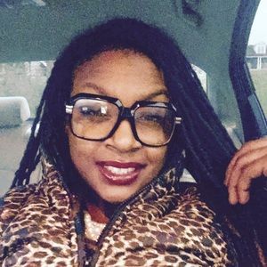 Meet your Posher, Ayeisha