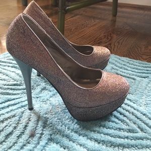 Perfect for New Years!!!! Glittery Qupid heels