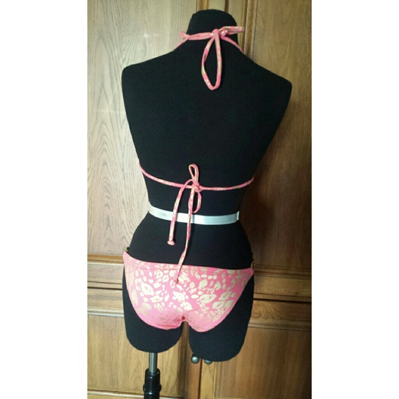 Victoria's Secret foiled leopard print bikini - Picture 3 of 4