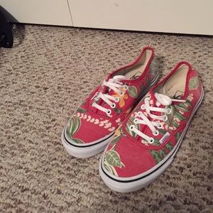 women's size 7.5 Vans
