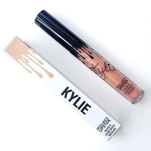 Kylie Cosmetics Makeup - HEIR - Metal Matte Lipstick by Kylie Cosmetics Kylie Cosmetics Makeup - HEIR - Metal Matte Lipstick by Kylie Cosmetics