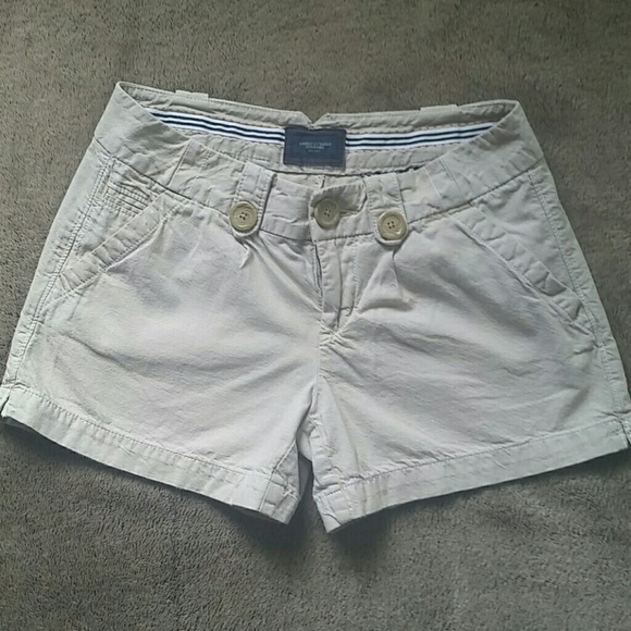 AEO Khaki Shorts