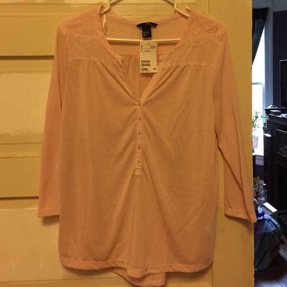 H&M Pale pink top!