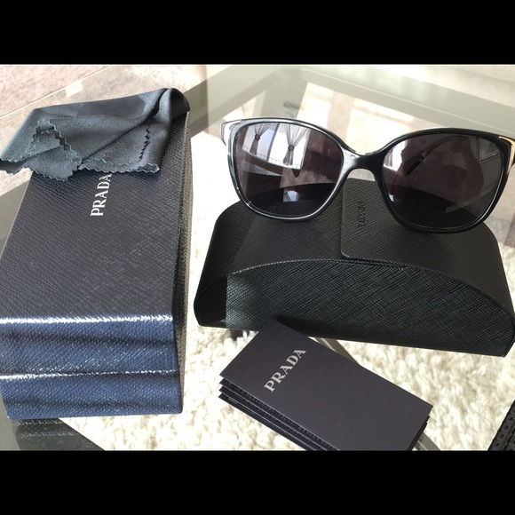 Sunglasses main image 4
