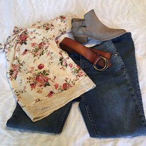 BDG High rise Twig ankle jeans