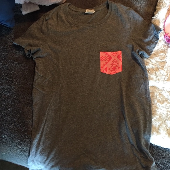Victoria's Secret pink t shirt