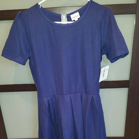 Lularoe Amelia, size L.