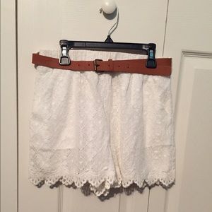 Altar'd State short size medium